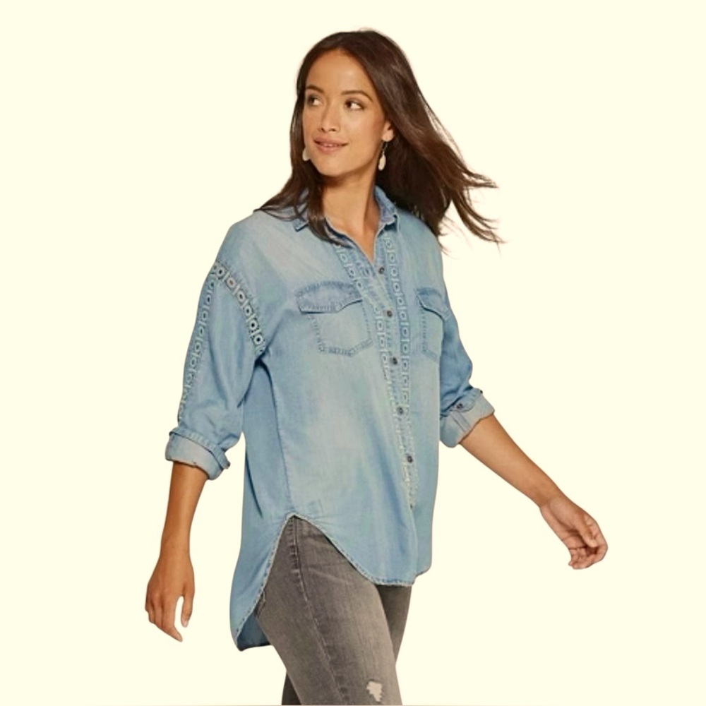 Knox Rose Chambray Blue Button-Up Shirt - M (100% Lyocell)